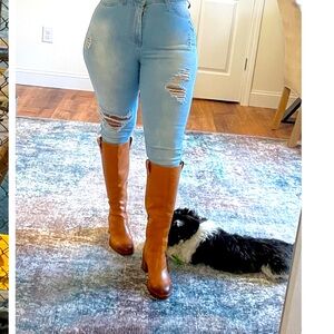 Vince Camuto Zemy camel color leather tall boots size 7.5 EUC y2k